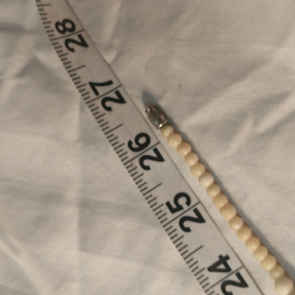 Bone Necklace Large Hand Cut - Picture 9 of 9